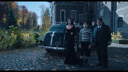 Still frame 12 from Wednesday Season 1 Episode 1